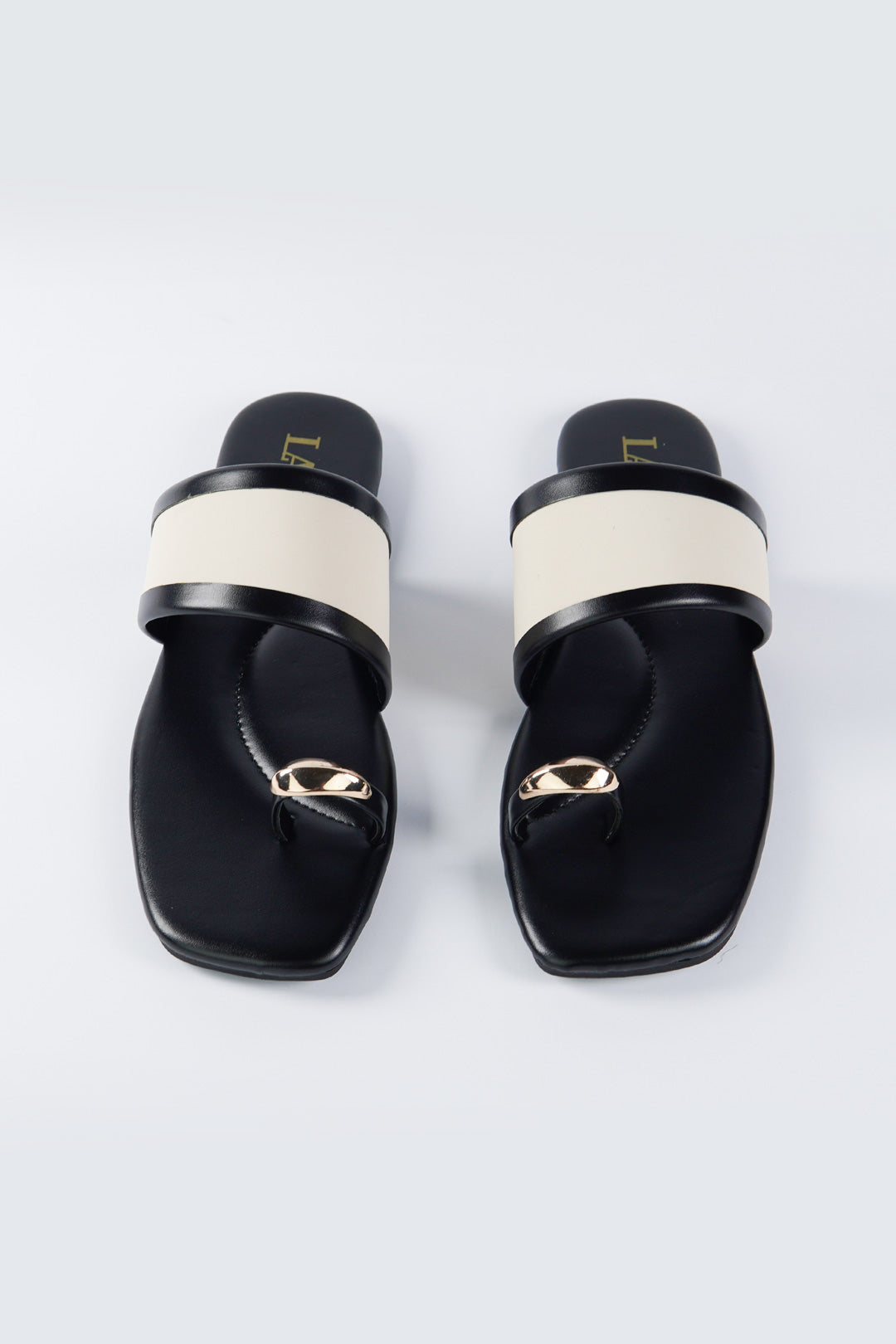 Regal Step Slides - Black & Beige